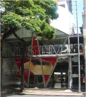 Vitrine vermelha
